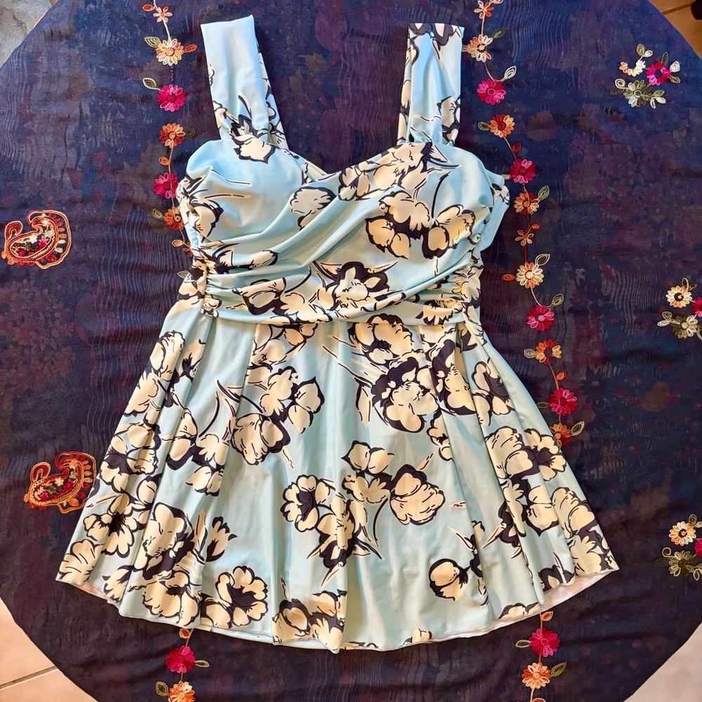 COCOPEAR Aquamarine Floral Crossover One Piece Swimsuit Skirt w/ Boy Shorts NWOT